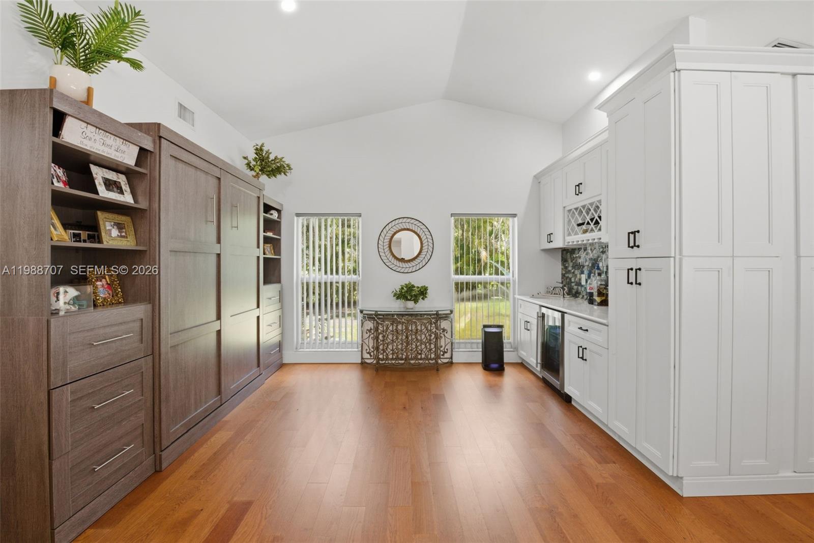 SHADOW WOOD - Residential