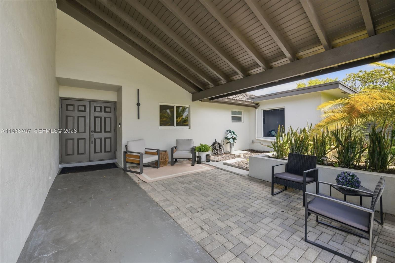 SHADOW WOOD - Residential