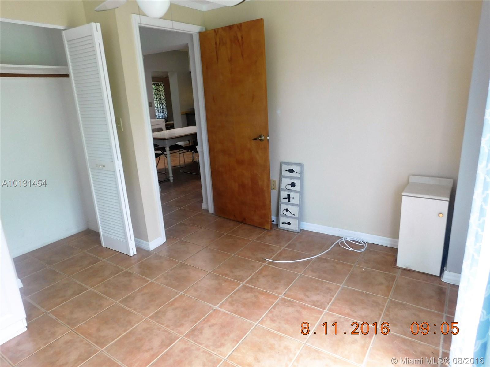 REDLAND 5 ACRE SECLUDED - Residential Lease