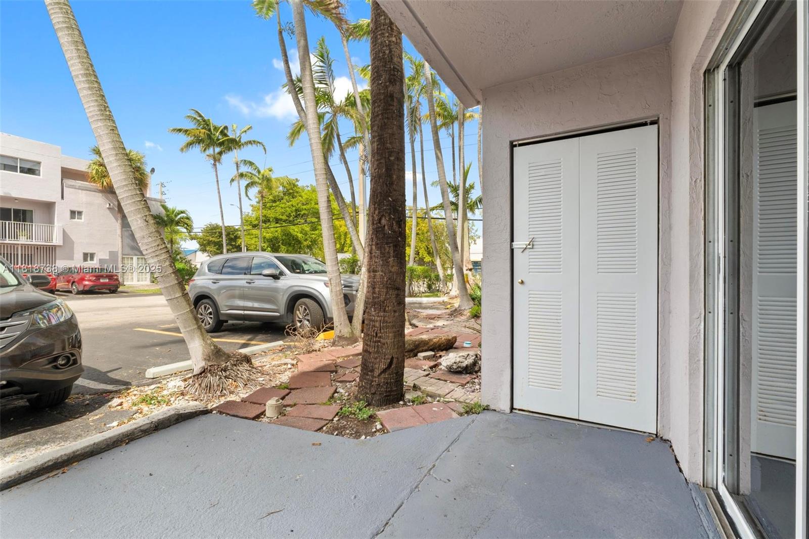 TERRAZAS DEL SOL CONDO - Residential