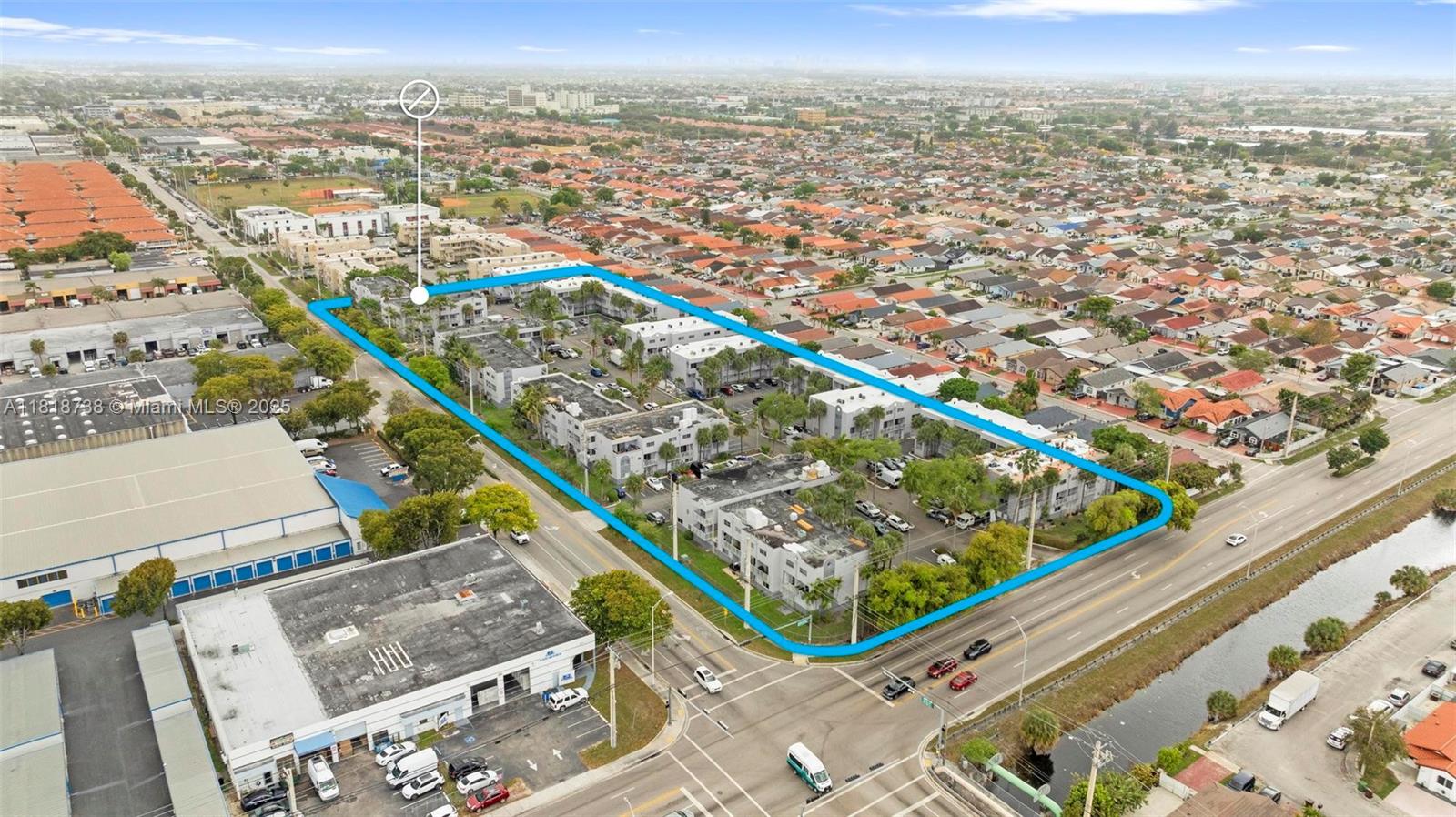 TERRAZAS DEL SOL CONDO - Residential
