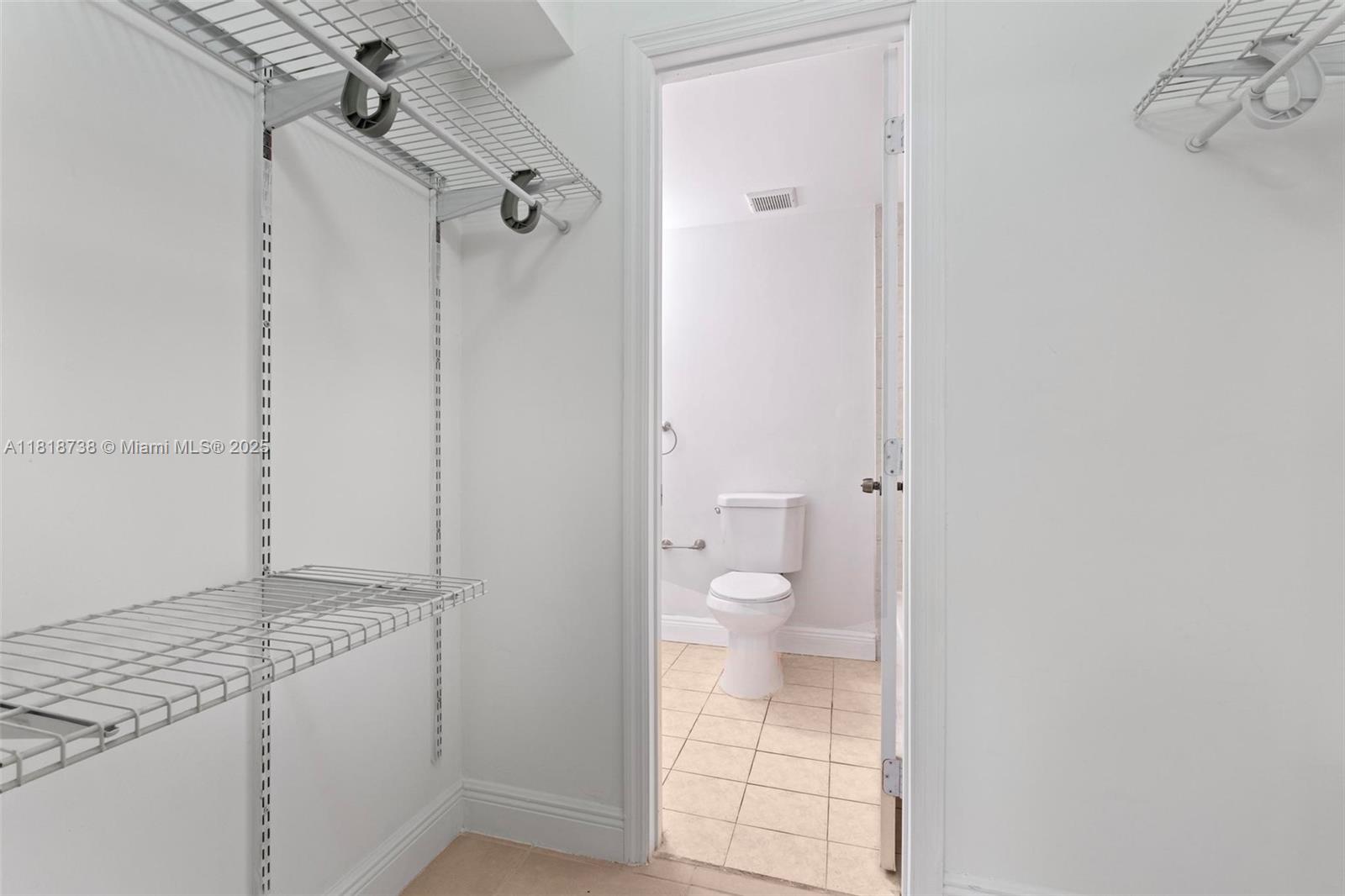 TERRAZAS DEL SOL CONDO - Residential