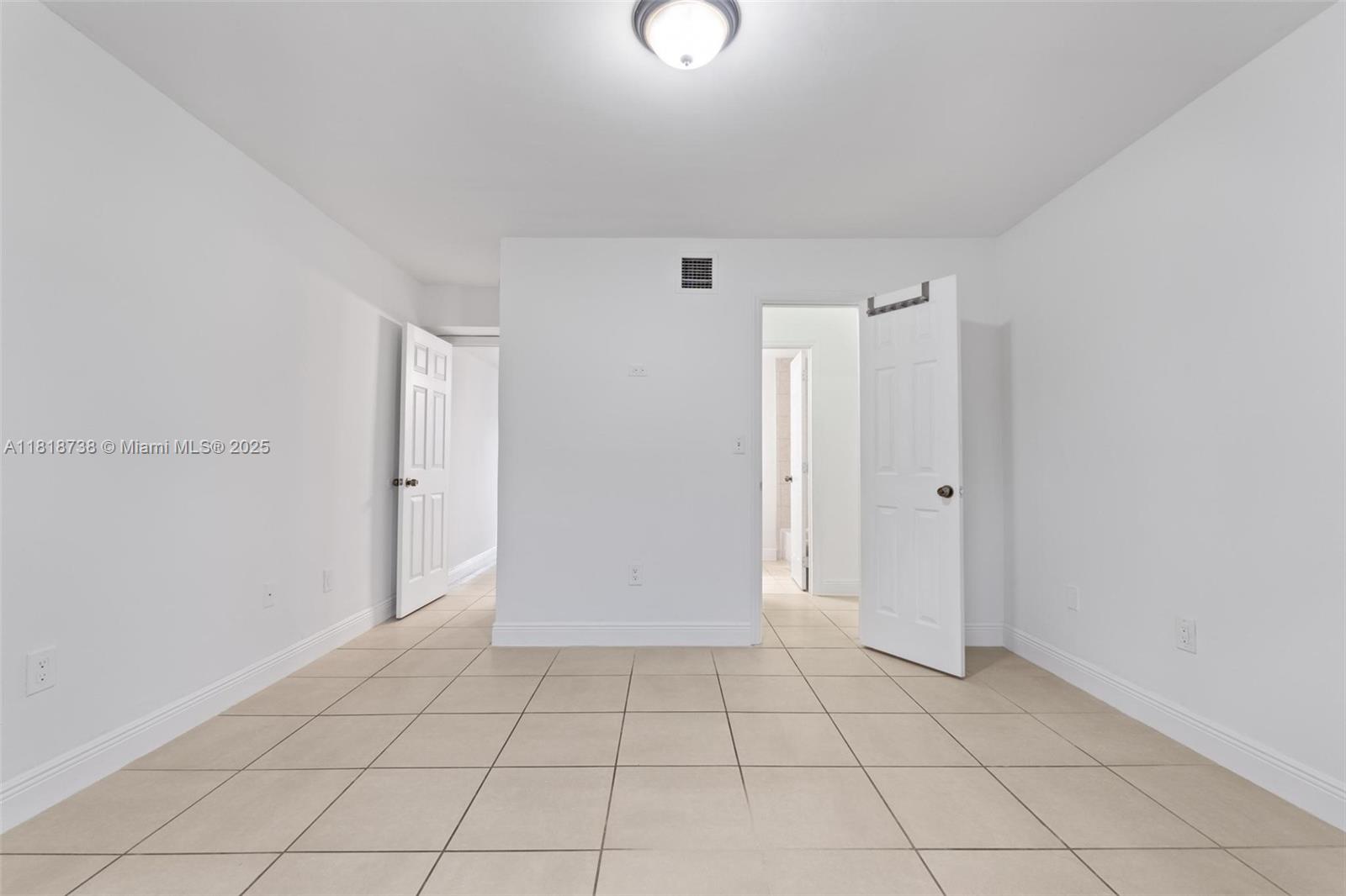 TERRAZAS DEL SOL CONDO - Residential