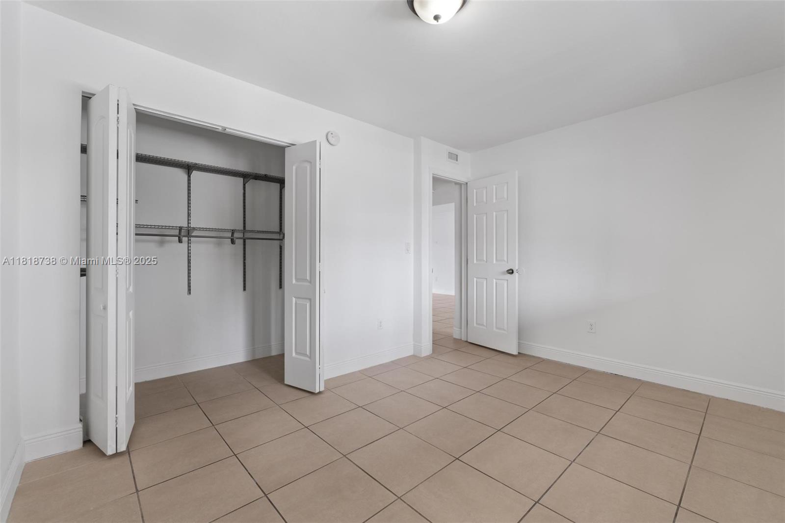 TERRAZAS DEL SOL CONDO - Residential