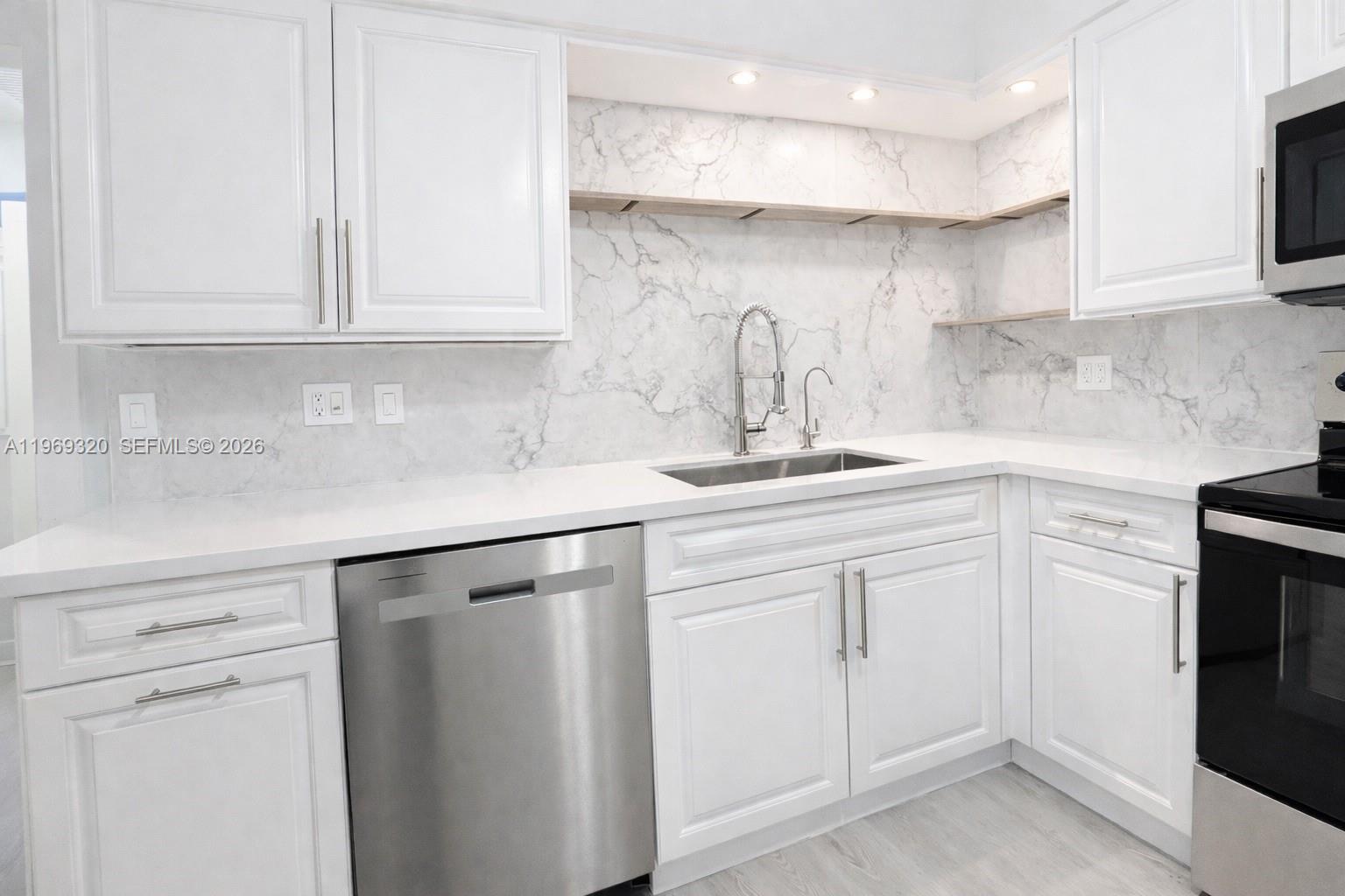 MARSHALLS EVERGLADE - Residential