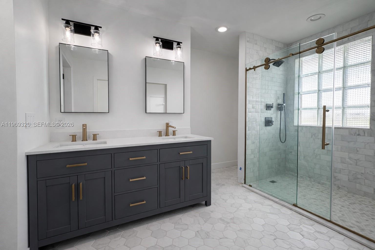 MARSHALLS EVERGLADE - Residential