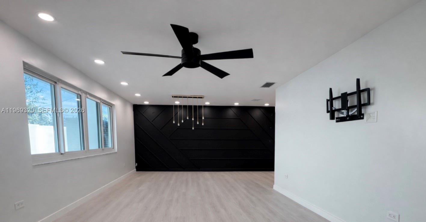 MARSHALLS EVERGLADE - Residential