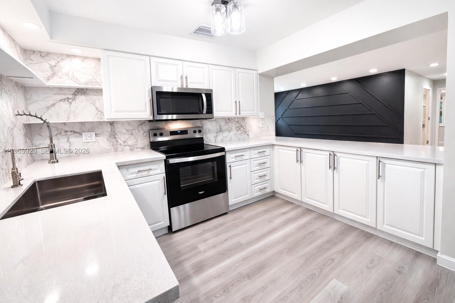 MARSHALLS EVERGLADE - Residential