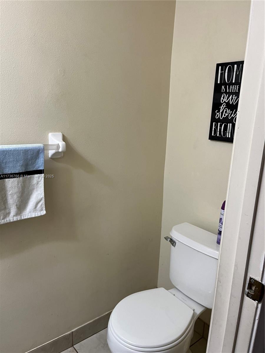 BANYAN OAKRIDGE COMMERCIA - Residential