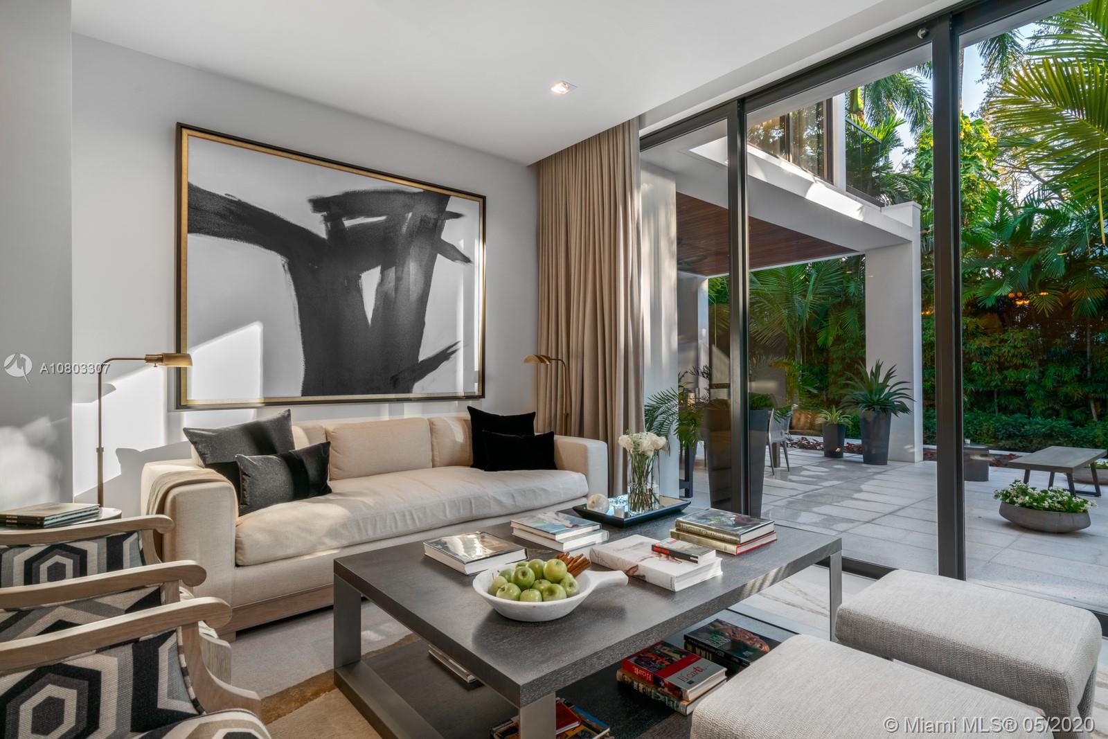 LEAFY WAY - Residential