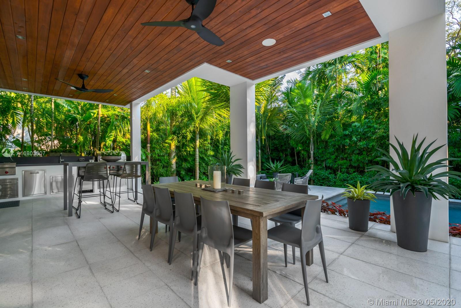 LEAFY WAY - Residential