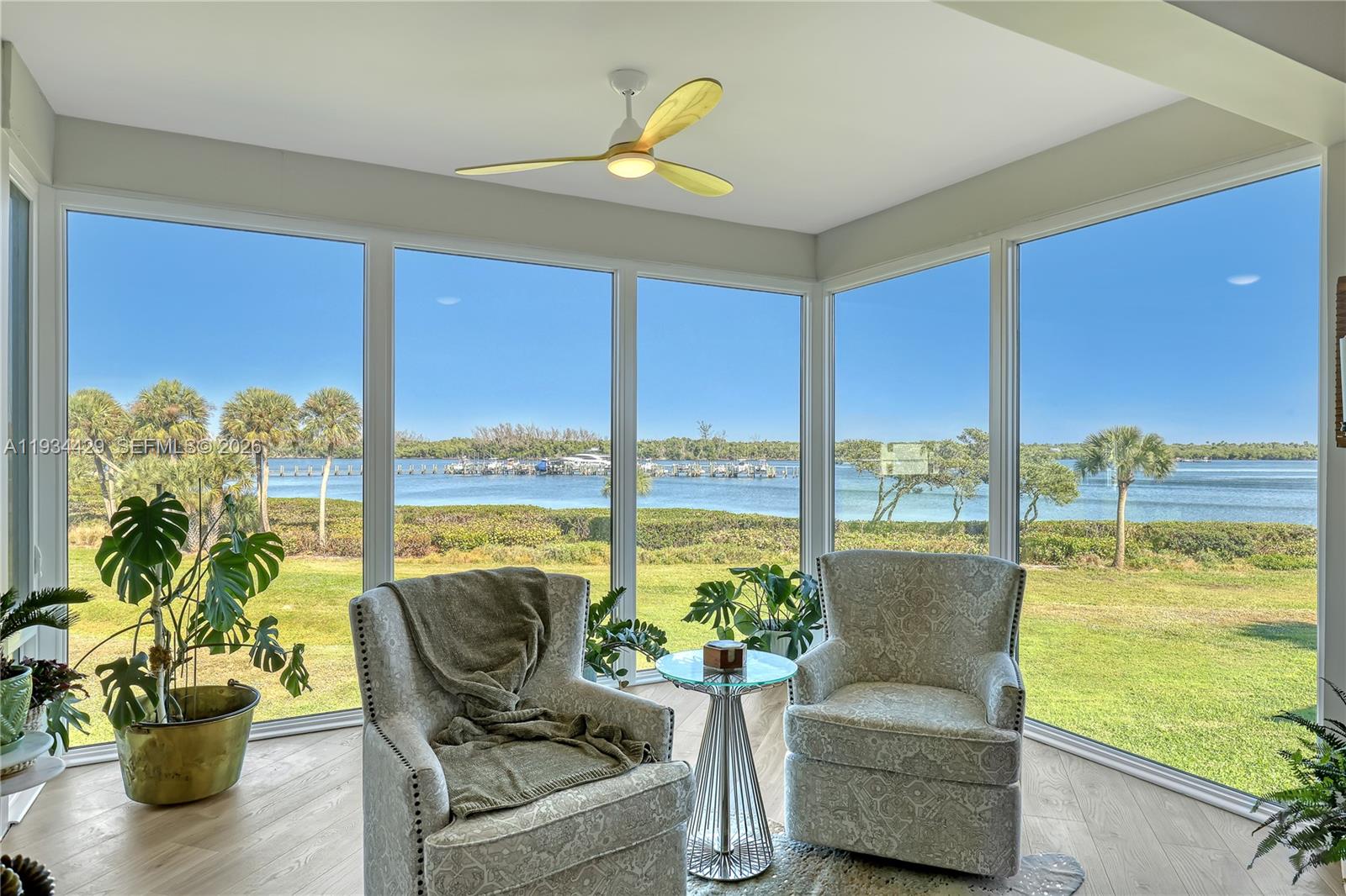 HANSONS LANDING CONDO - Residential