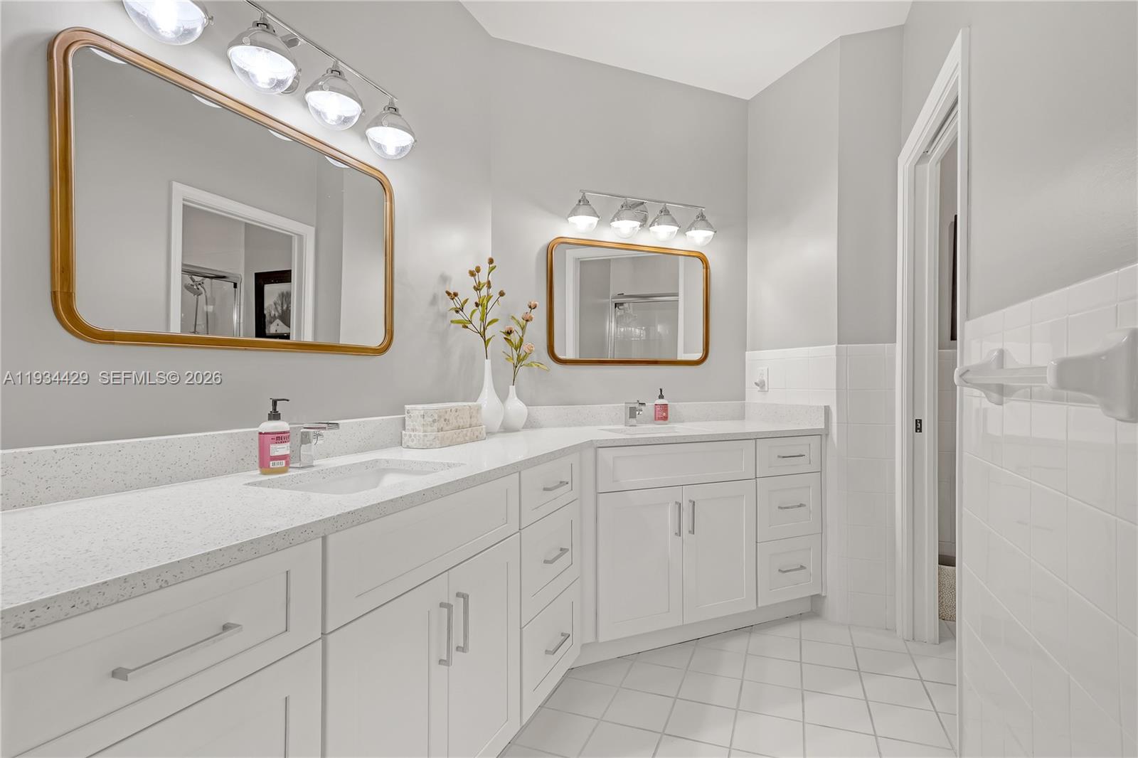 HANSONS LANDING CONDO - Residential