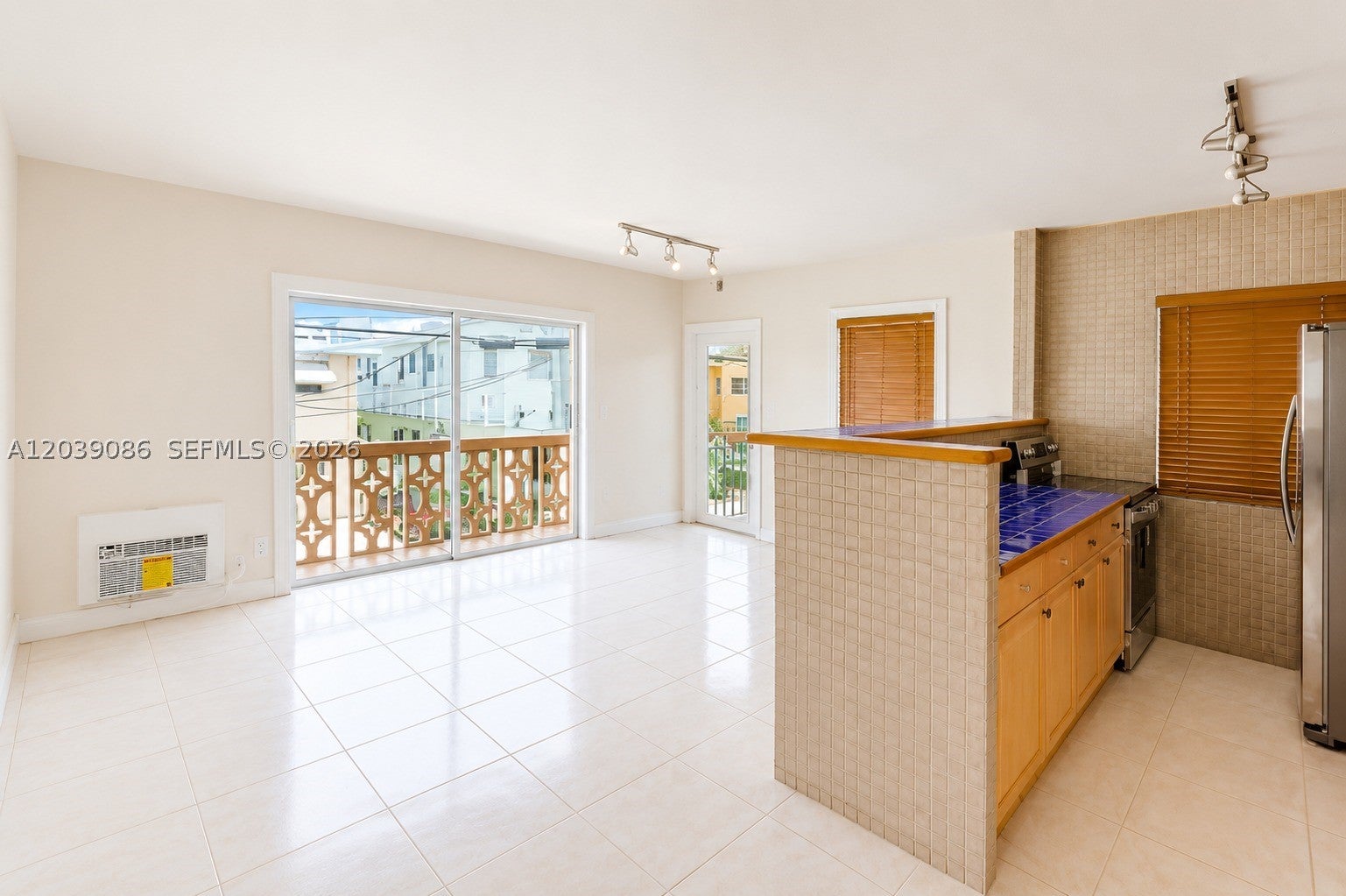 549 Meridian Ave 12