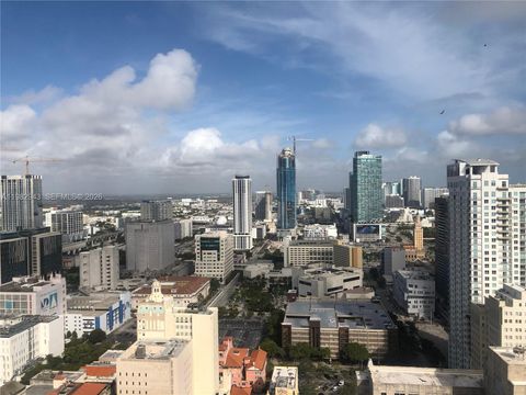 151 SE 1 St PH 10 Miami FL 33131