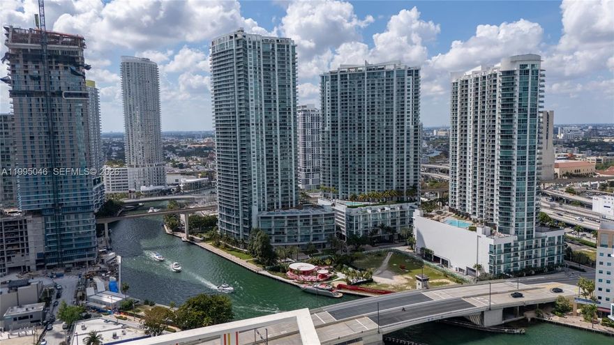 Gem in Brickell! Spacious 1 bedroom + den and 2 bathrooms on the 19th floor with a versatile layout, abundant natural light, and modern finishes. Contemporary design throughout. Prime location just one block from Brickell Ave and steps from Brickell City Centre, with shops, dining and entertainment all within walking distance. Excellent value for the area.
