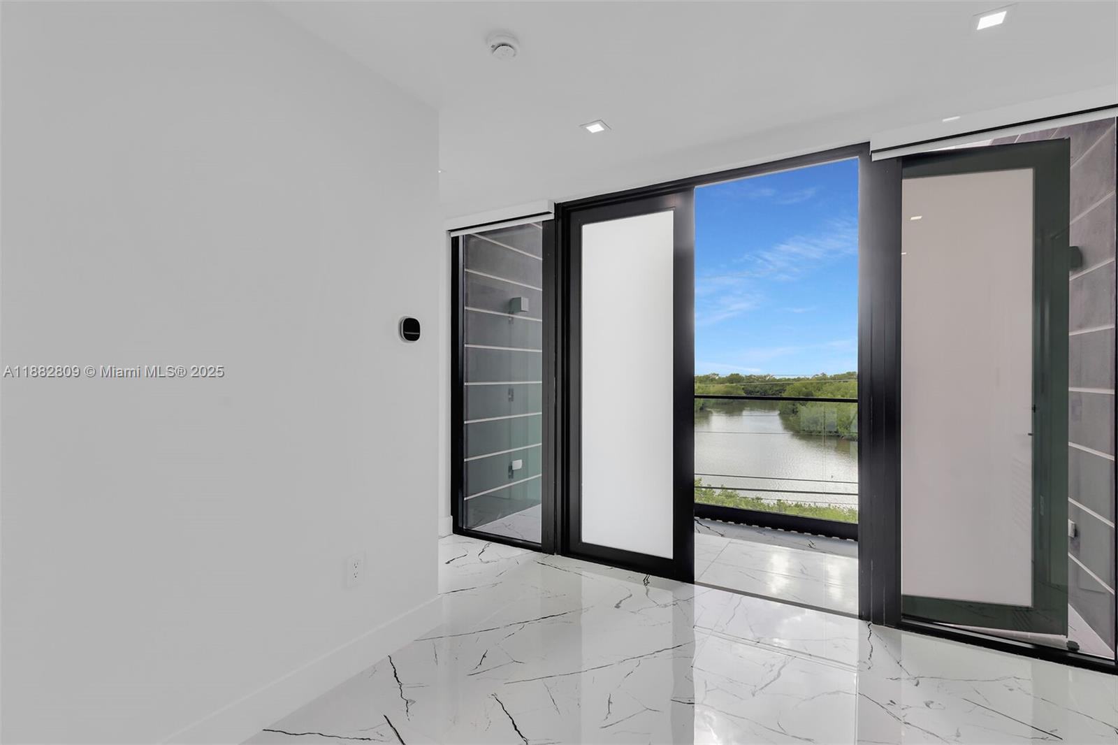 LAKE SURPRISE ESTATES - Residential