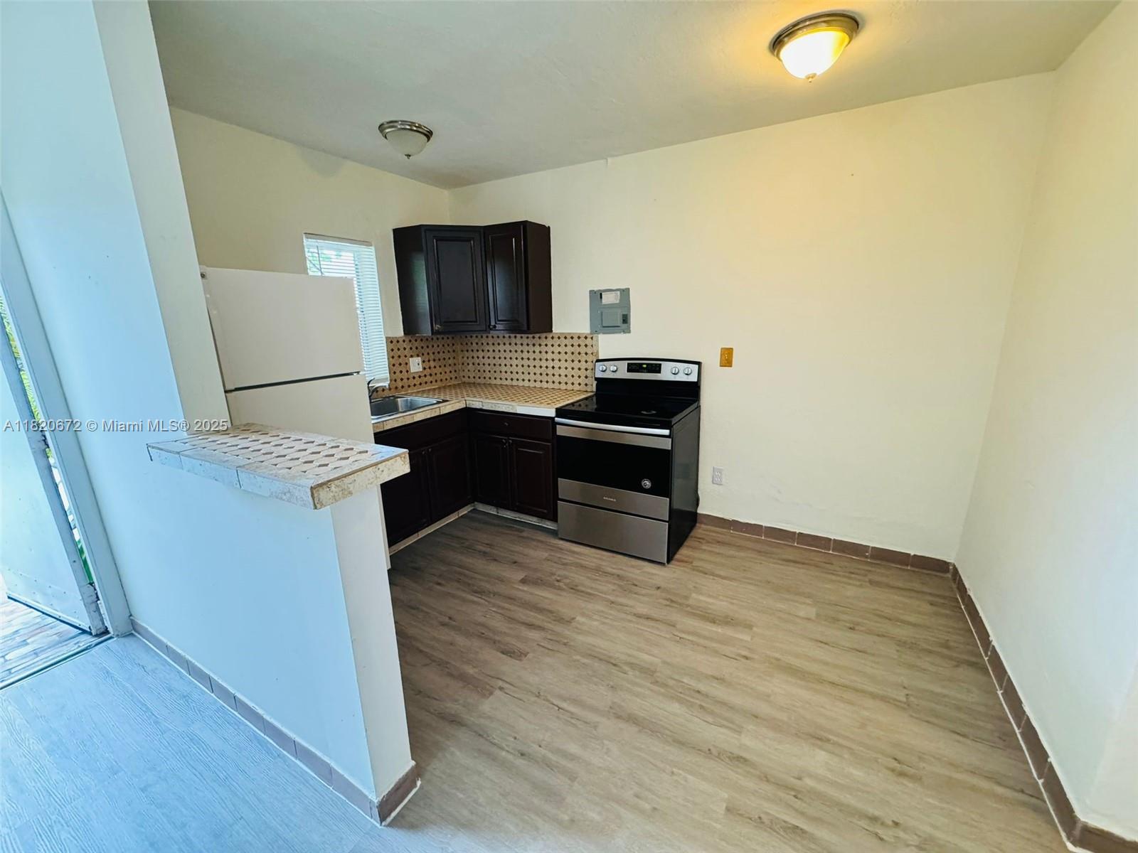 2900 W Flagler St 8