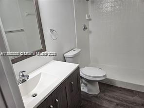 RACQUET CLUB OF DEER CREE - Residential Lease