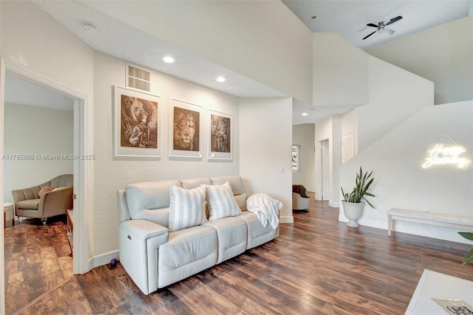 CALIFORNIA COURTS CONDO - Residential