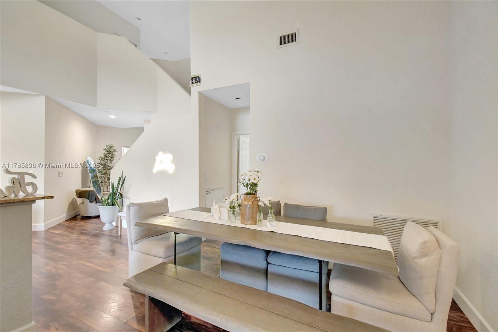 CALIFORNIA COURTS CONDO - Residential