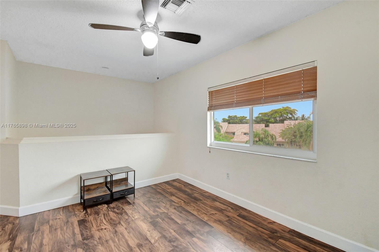 CALIFORNIA COURTS CONDO - Residential