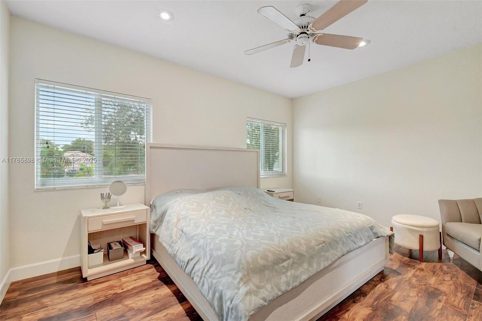 CALIFORNIA COURTS CONDO - Residential