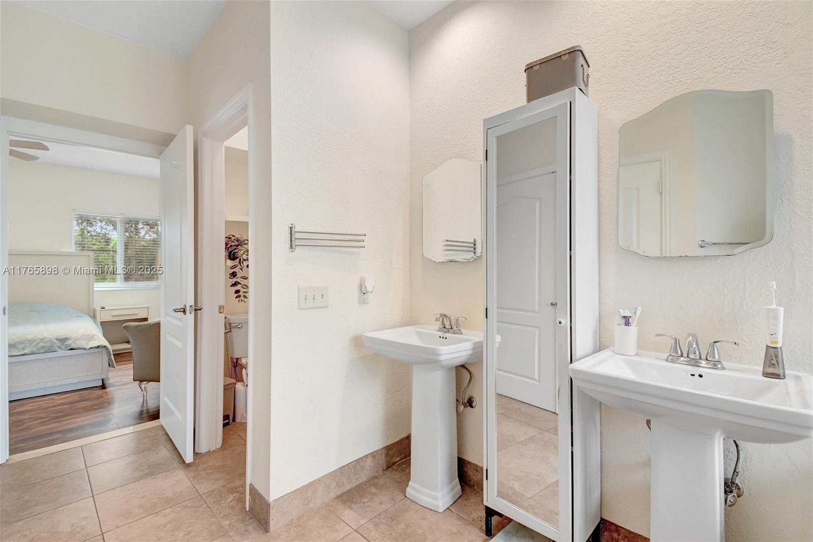 CALIFORNIA COURTS CONDO - Residential