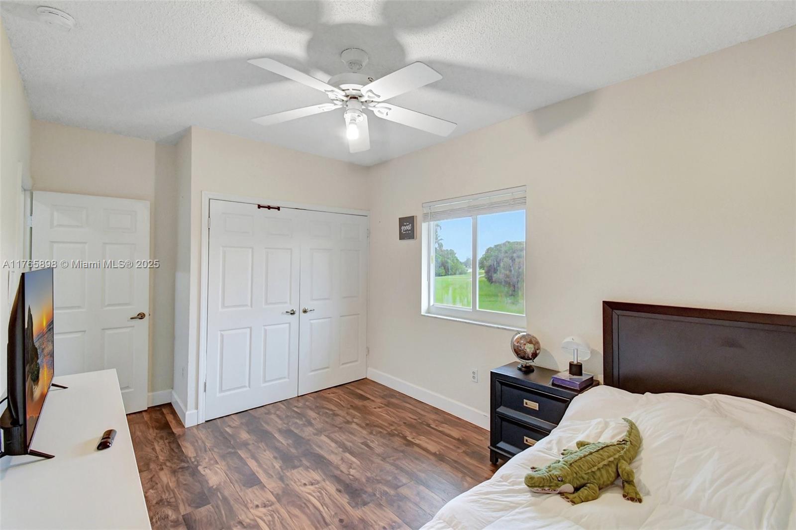 CALIFORNIA COURTS CONDO - Residential