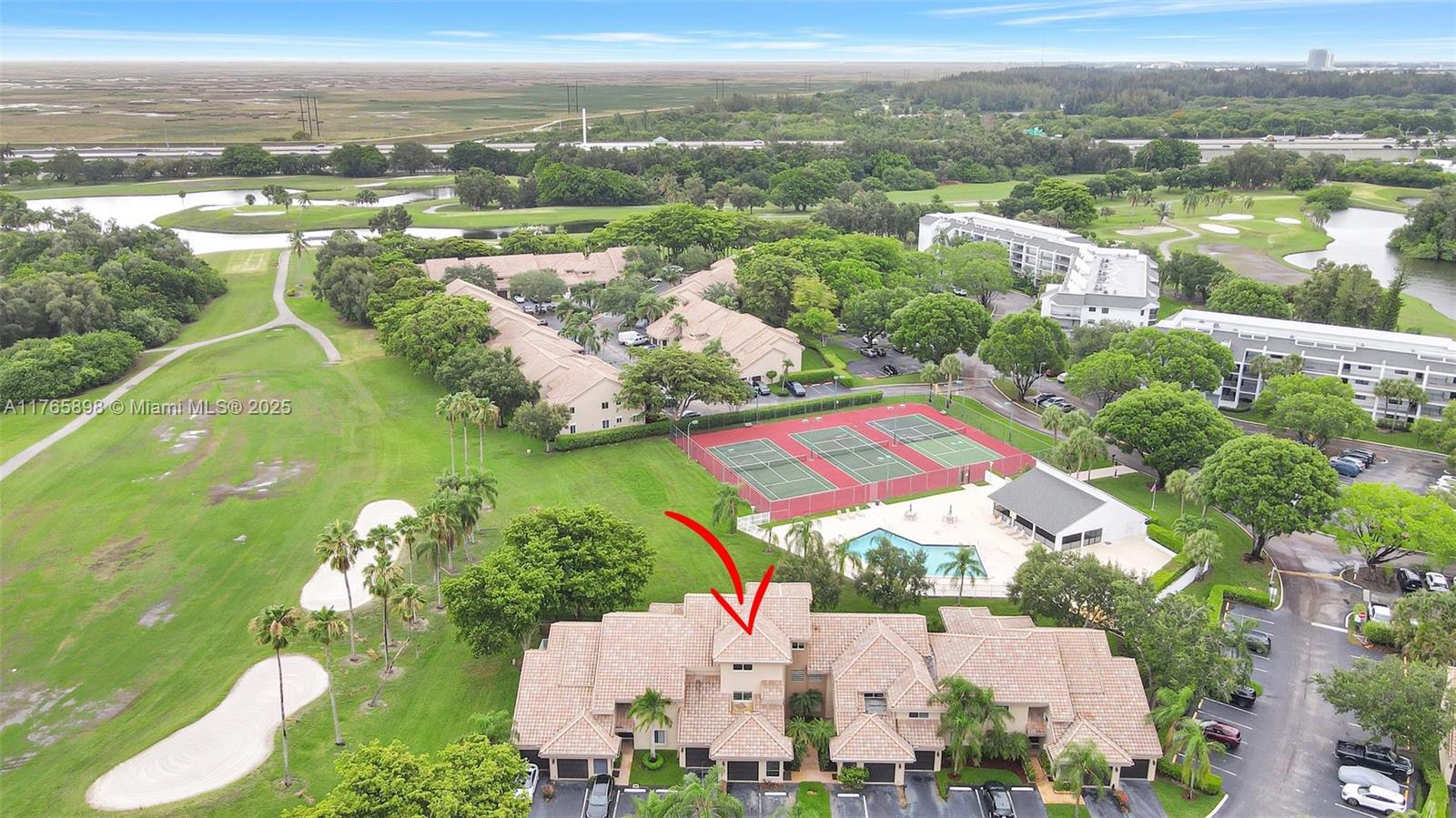 CALIFORNIA COURTS CONDO - Residential