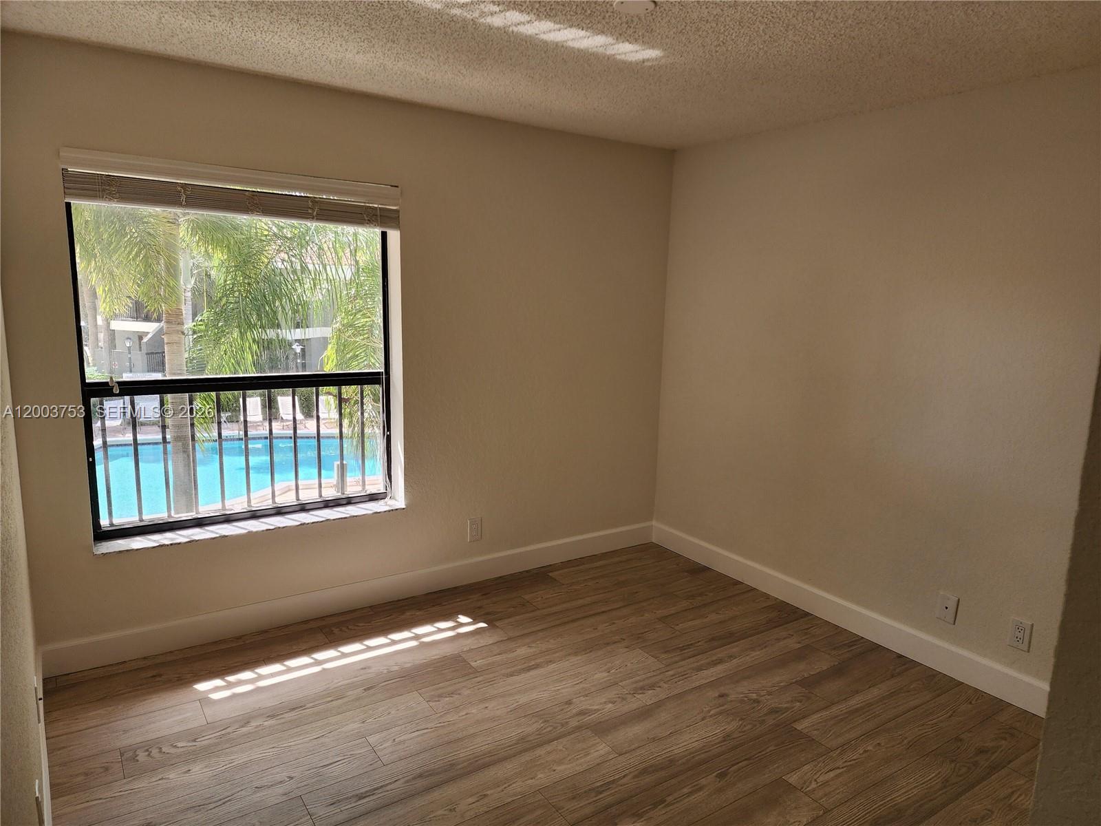 CENTERPOINTE CONDO - Residential