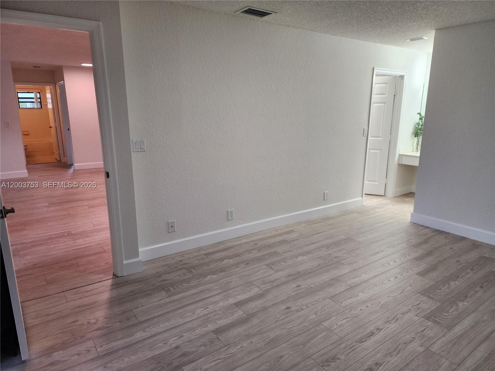 CENTERPOINTE CONDO - Residential