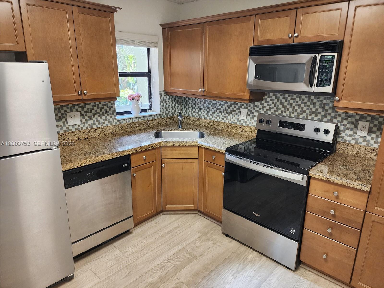 CENTERPOINTE CONDO - Residential