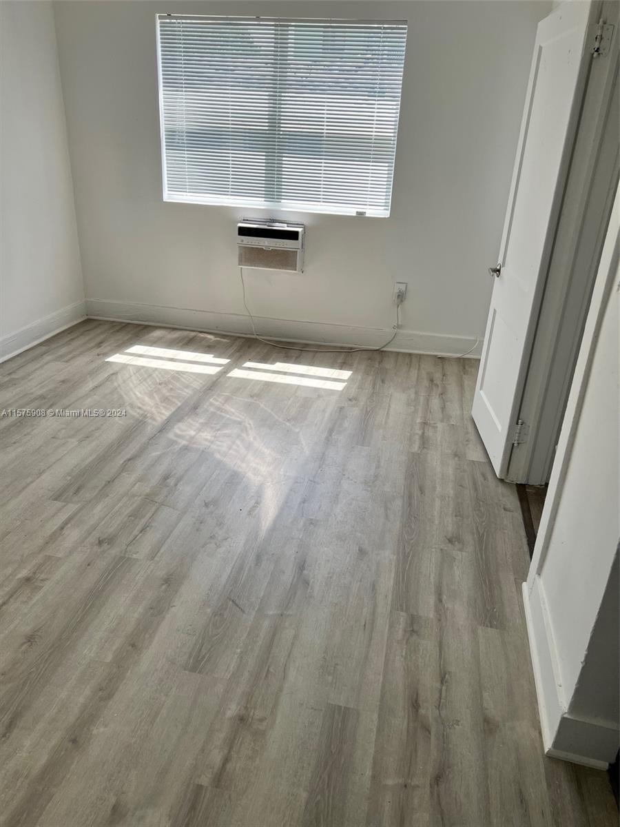 LAWRENCE ESTATES LAND COS - Residential Lease