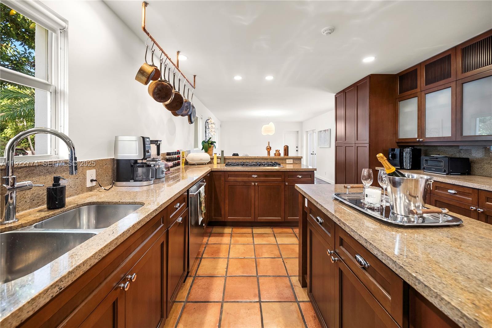 BEACH VIEW SUB - Residential