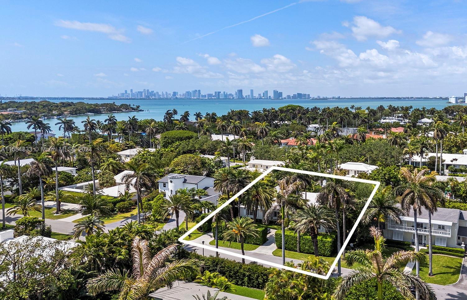 LA GORCE ISLAND - Residential