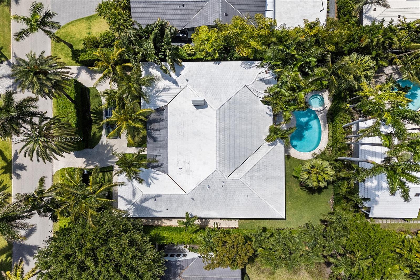 LA GORCE ISLAND - Residential