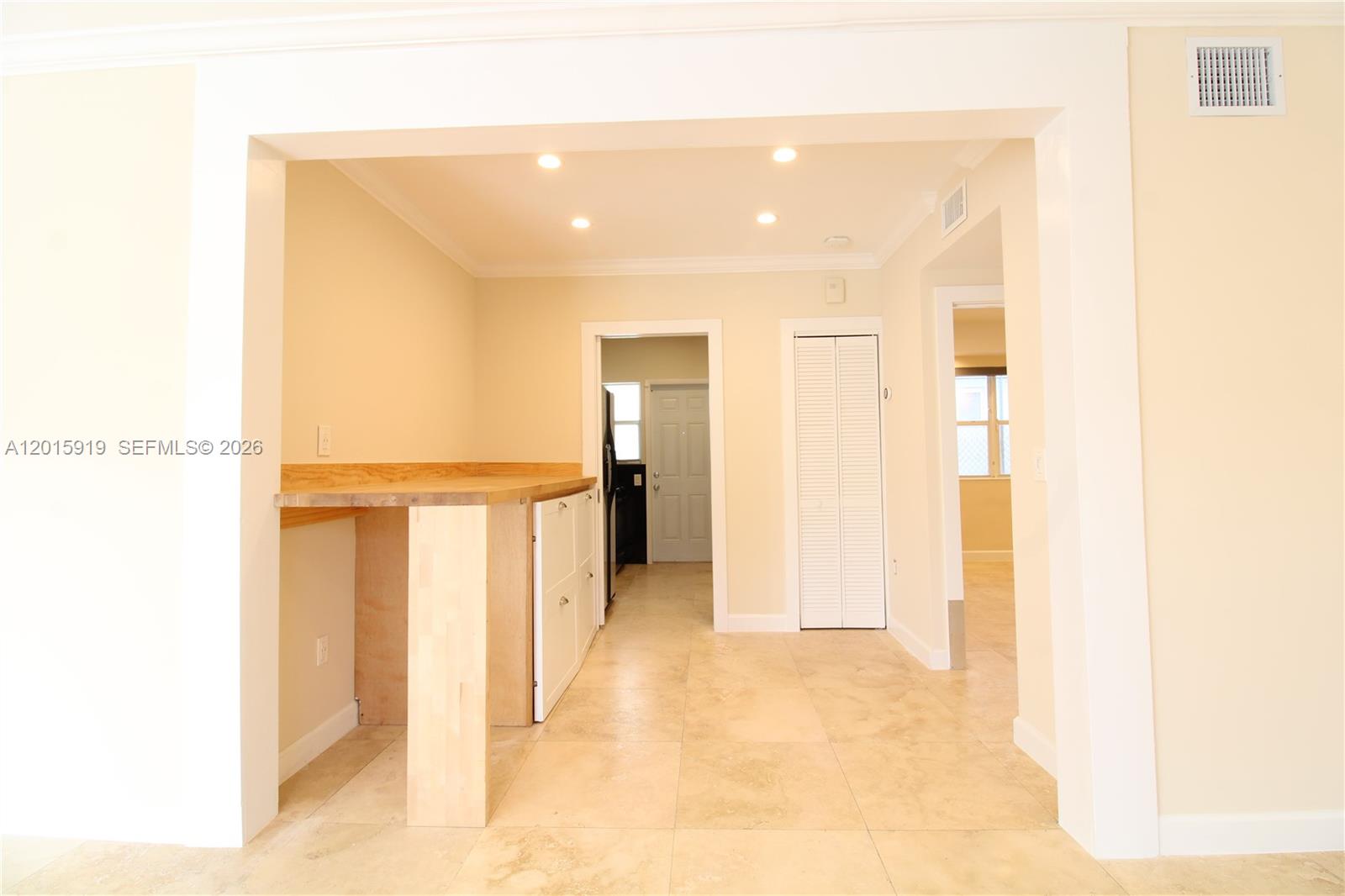 MARSEILLES DECO CONDO - Residential