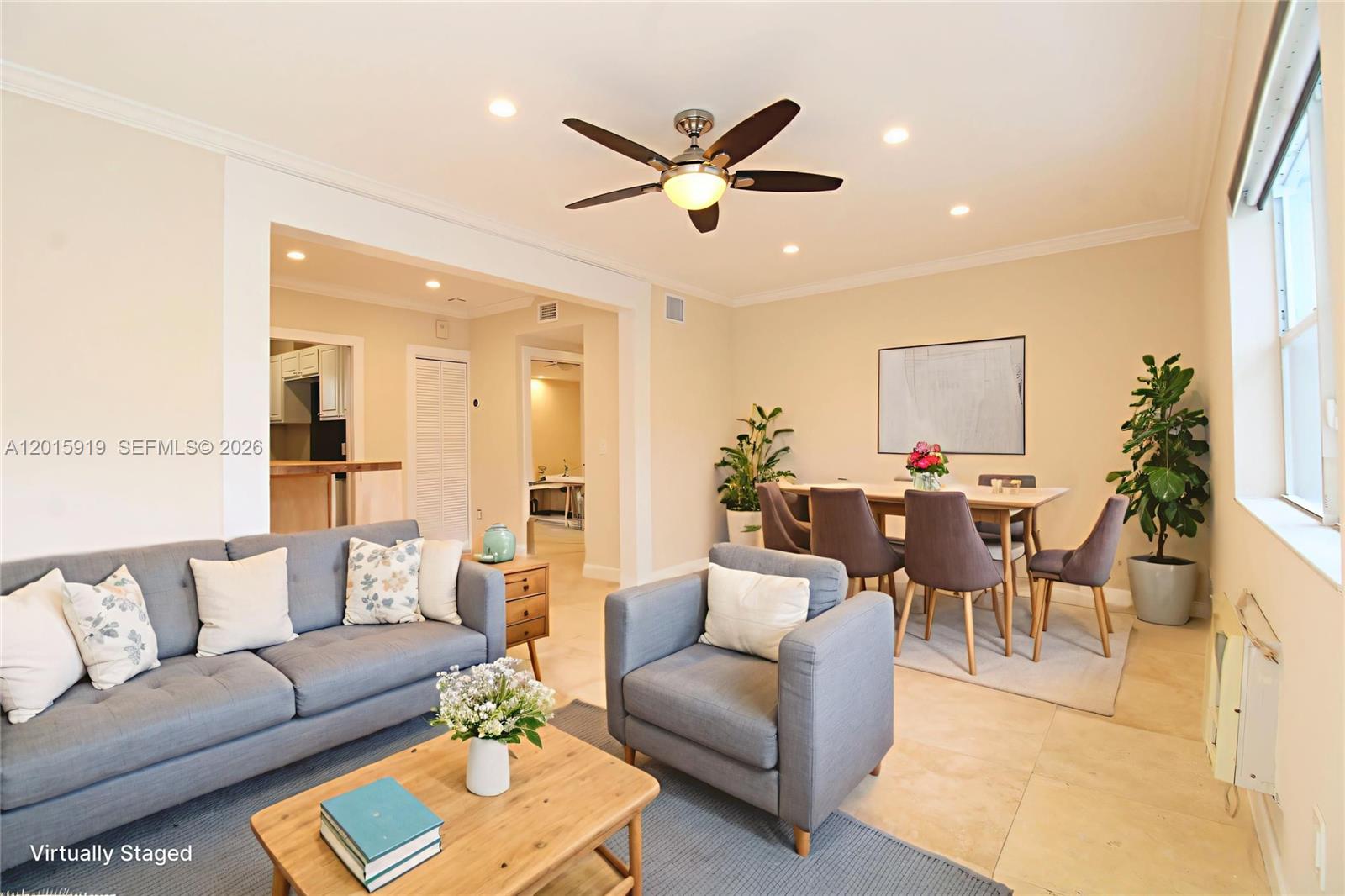 MARSEILLES DECO CONDO - Residential