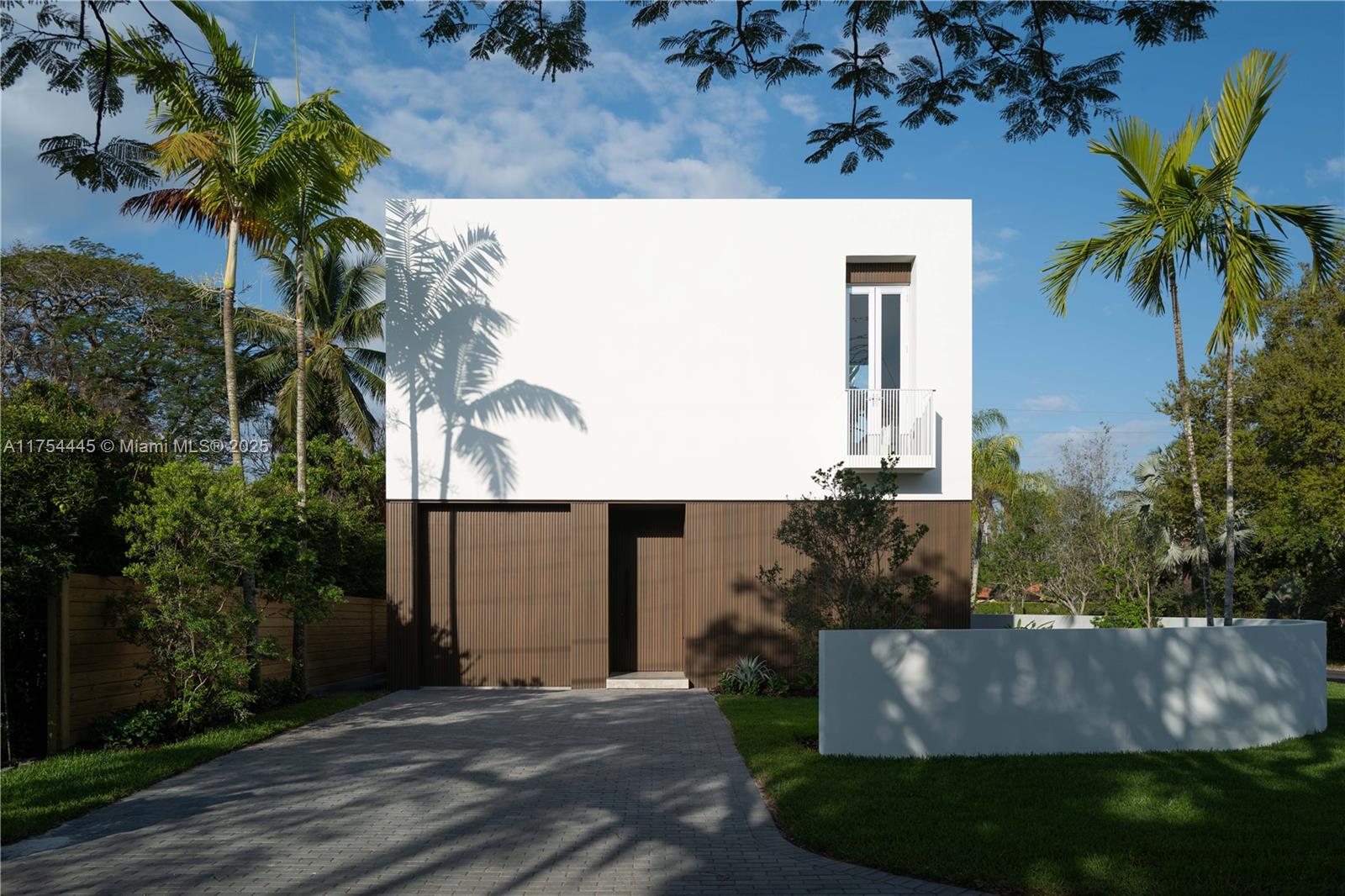 SUNSET PINES - Residential