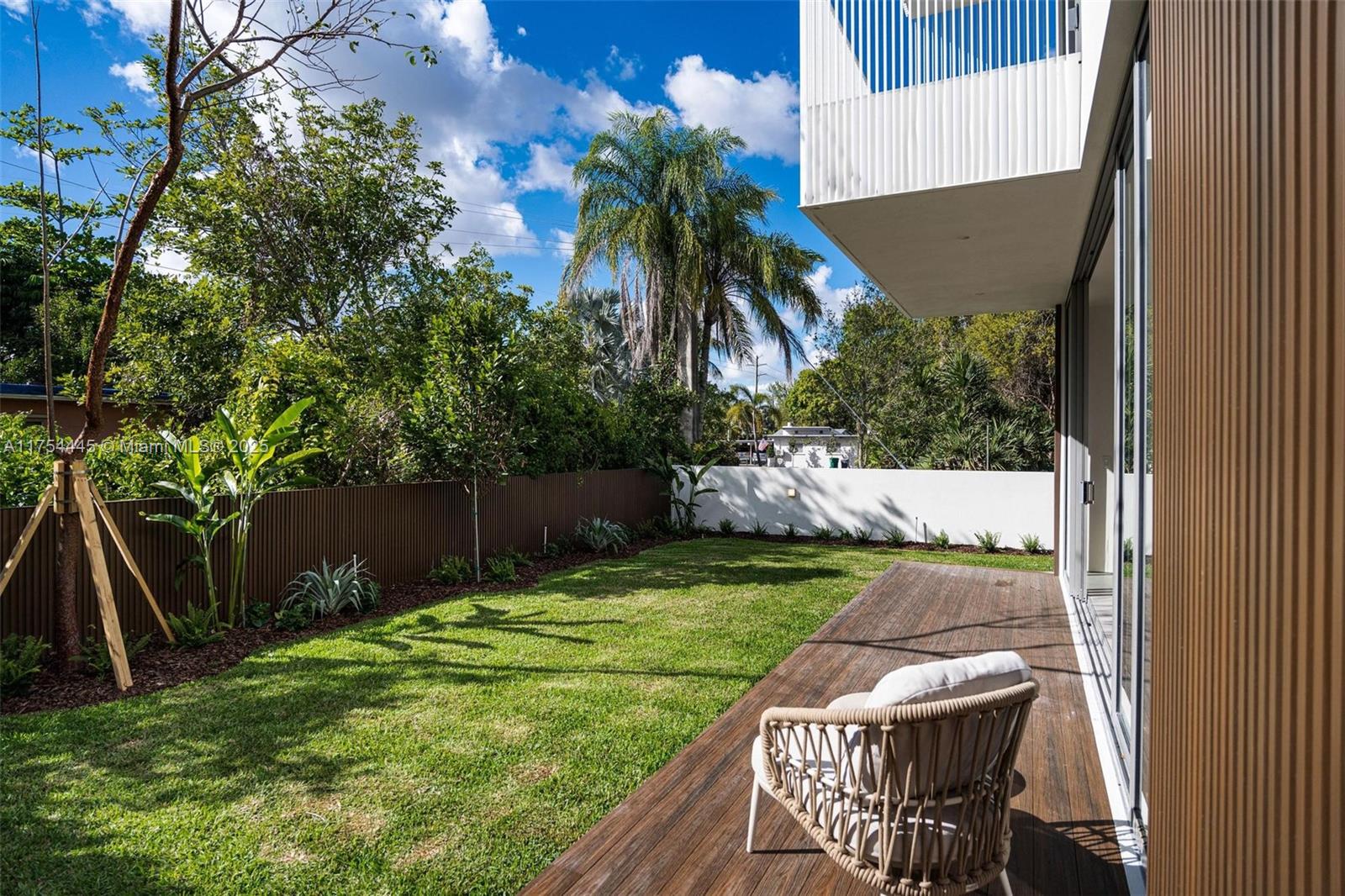 SUNSET PINES - Residential