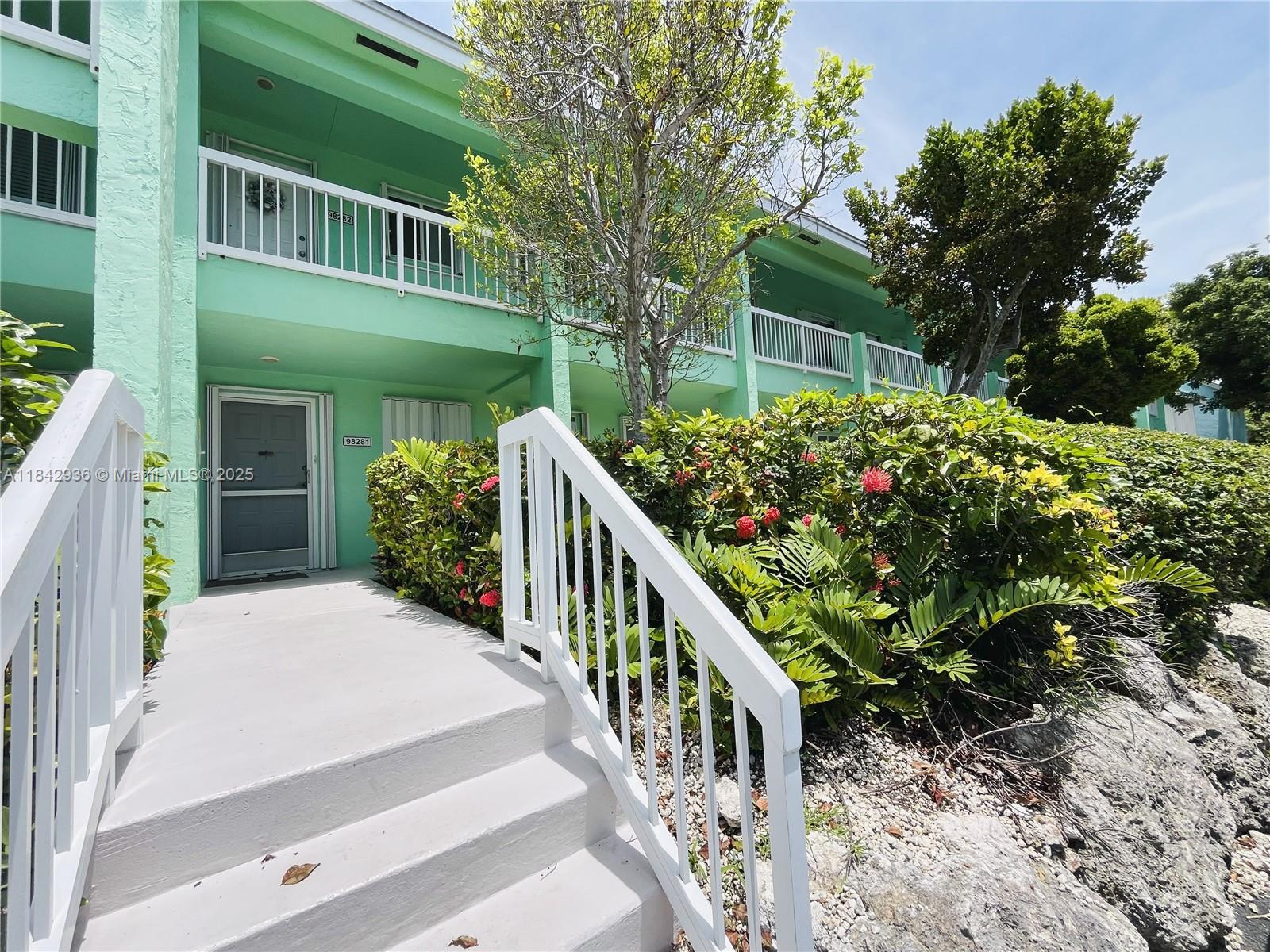 LANDINGS OF LARGO II - Residential Lease