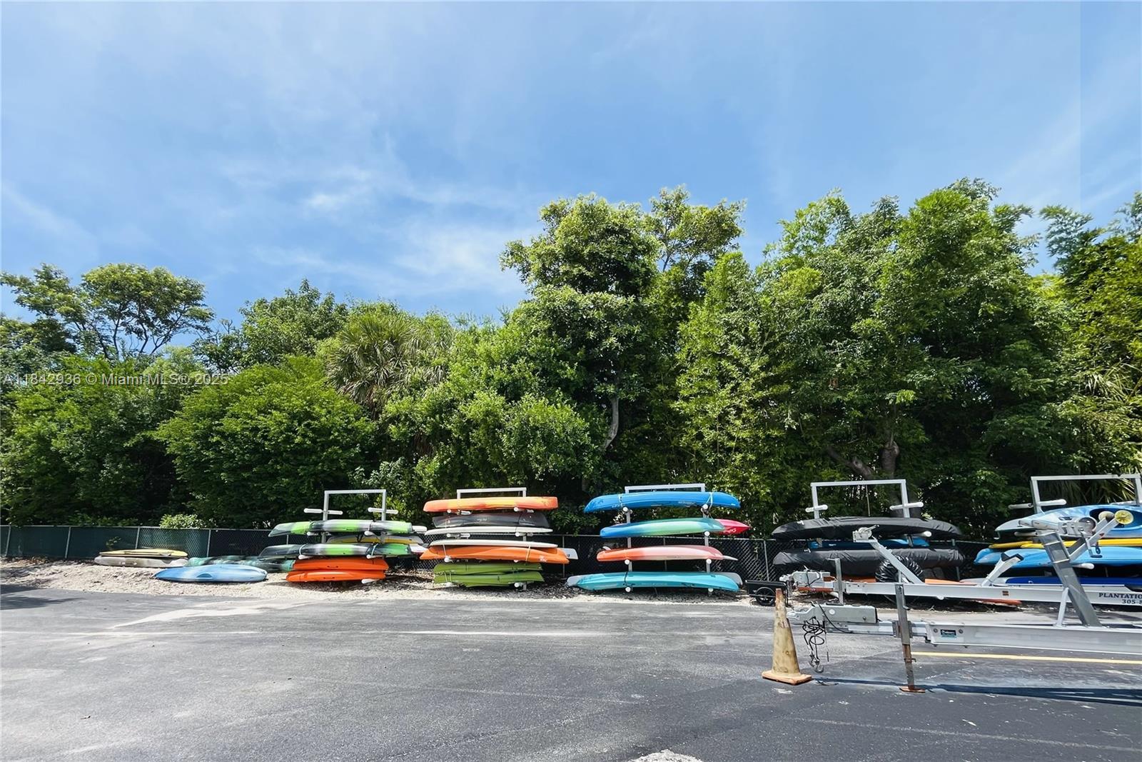 LANDINGS OF LARGO II - Residential Lease