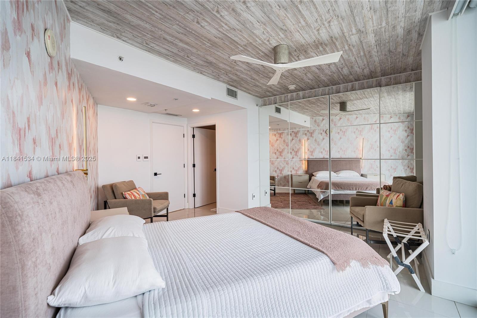 EDEN HOUSE CONDO - Residential Lease