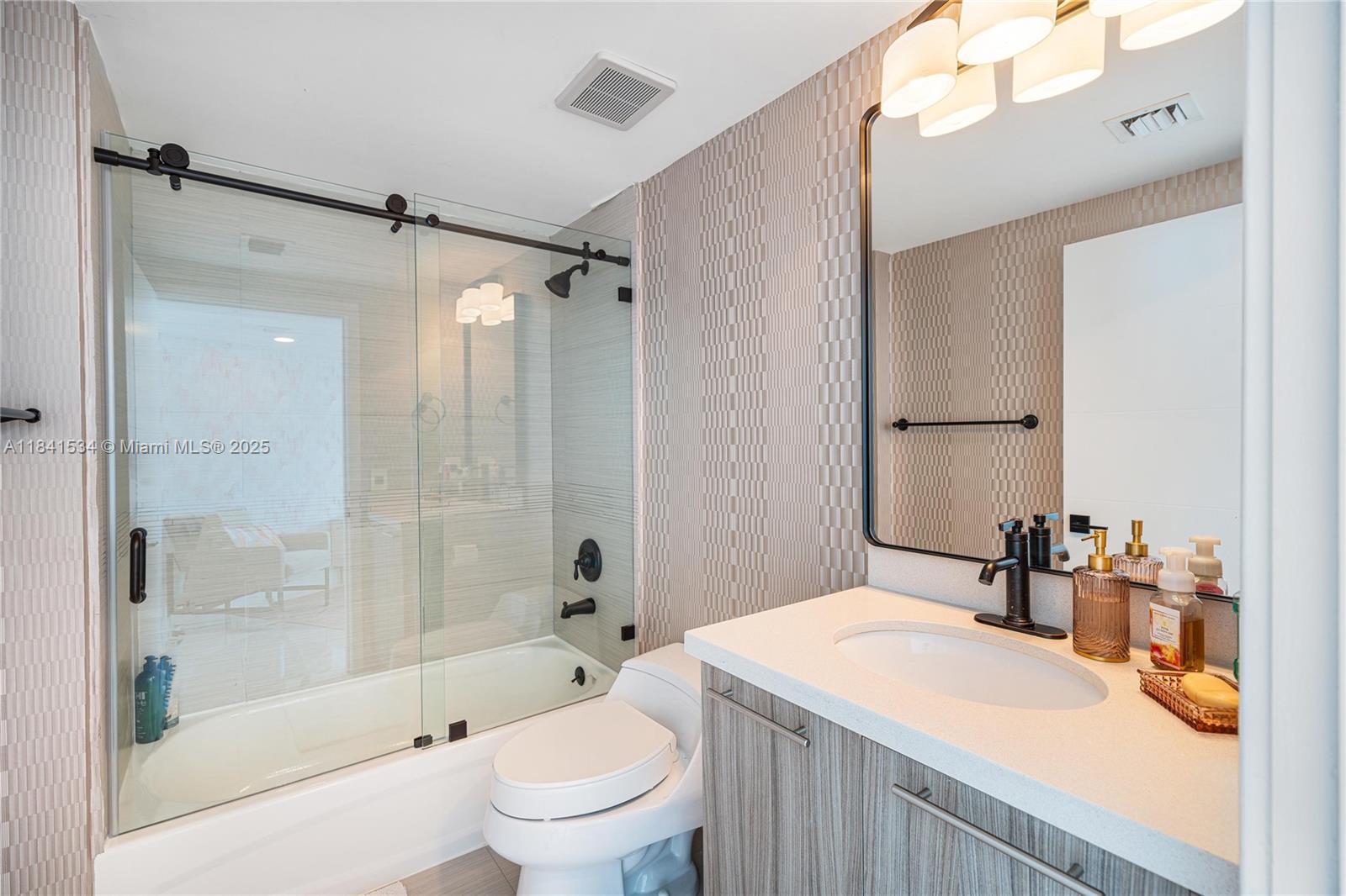 EDEN HOUSE CONDO - Residential Lease