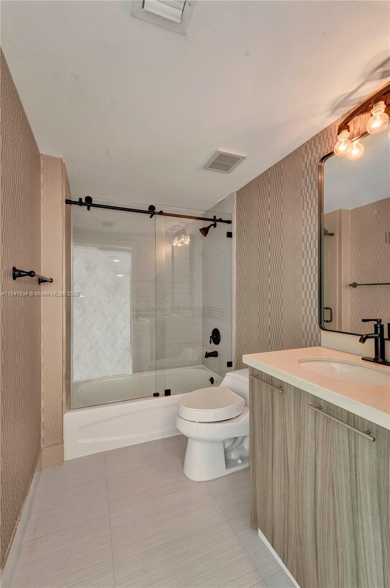 EDEN HOUSE CONDO - Residential Lease