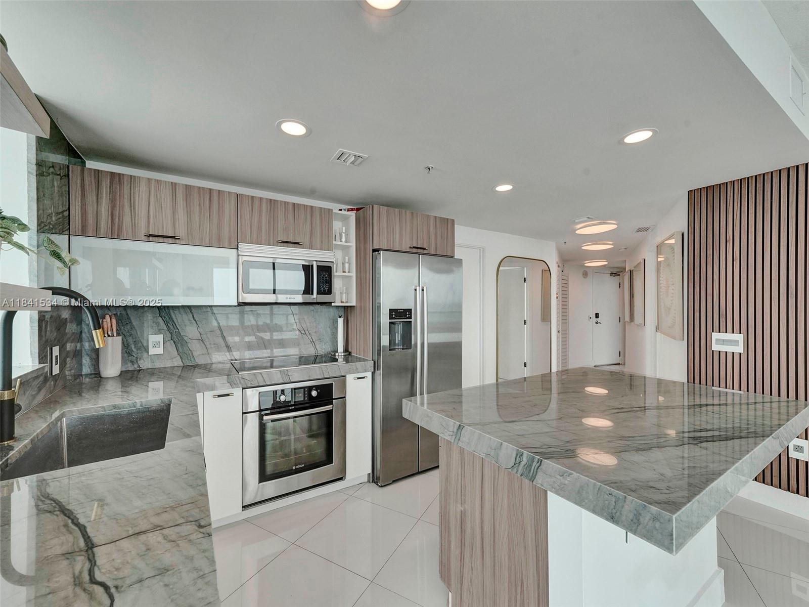 EDEN HOUSE CONDO - Residential Lease