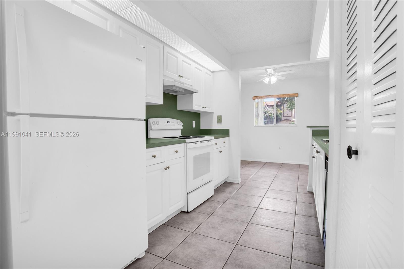 SUFFOLK AT CENTURY VILLAG - Residential