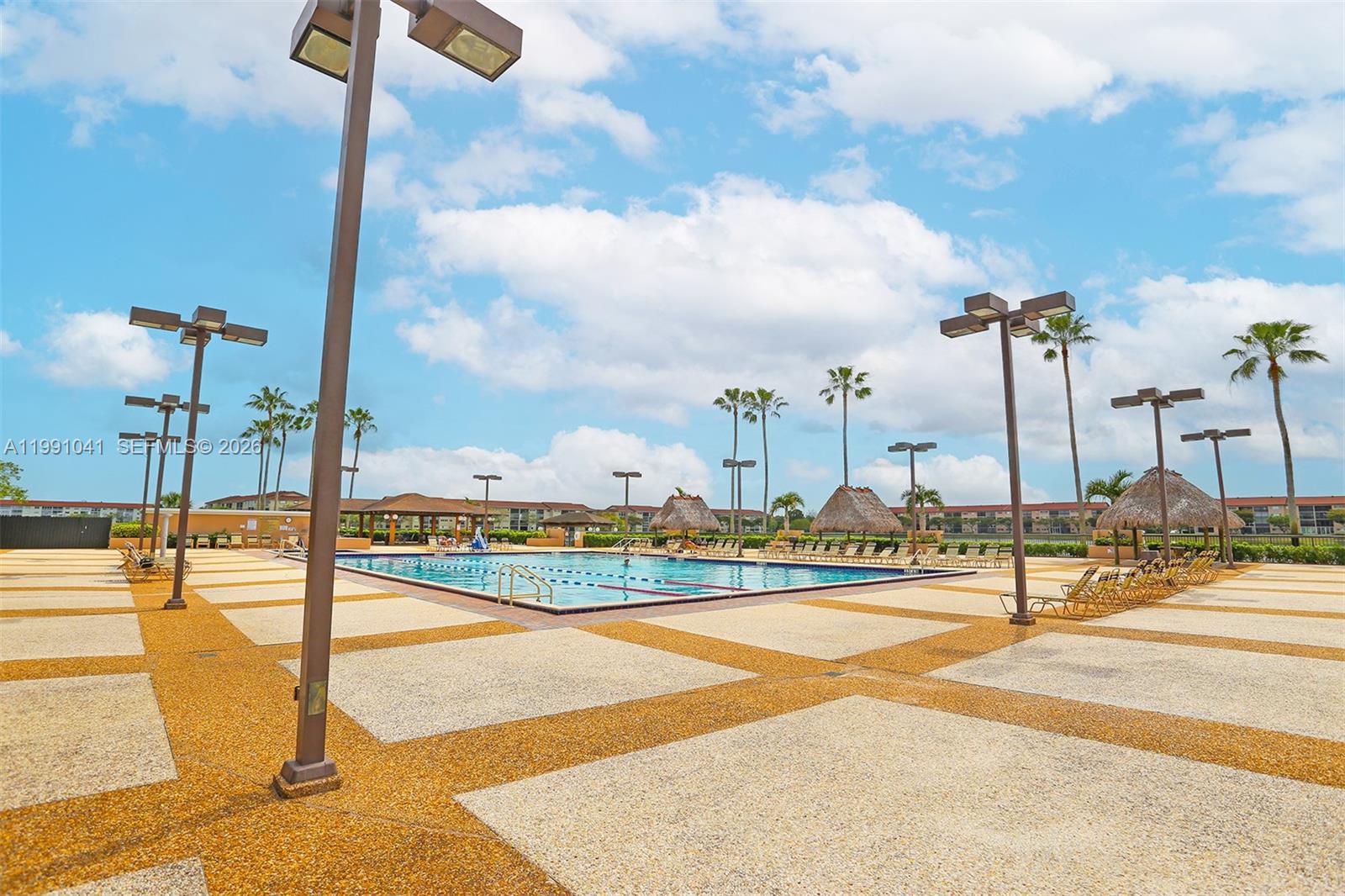 SUFFOLK AT CENTURY VILLAG - Residential