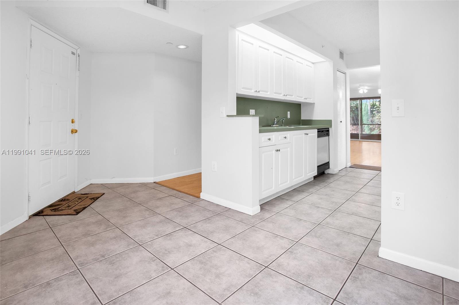 SUFFOLK AT CENTURY VILLAG - Residential